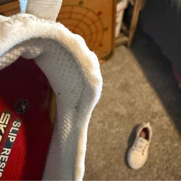 Skechers White Minimalist Sneakers - Picture 10 of 11